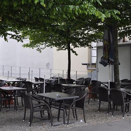 Hotel Restaurant Passage Гренхен Экстерьер фото
